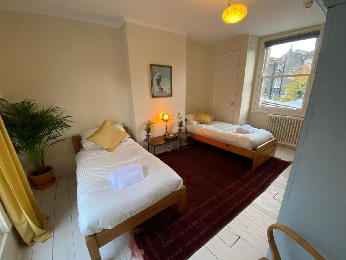 Camden Town Accomodation Londen Buitenkant foto