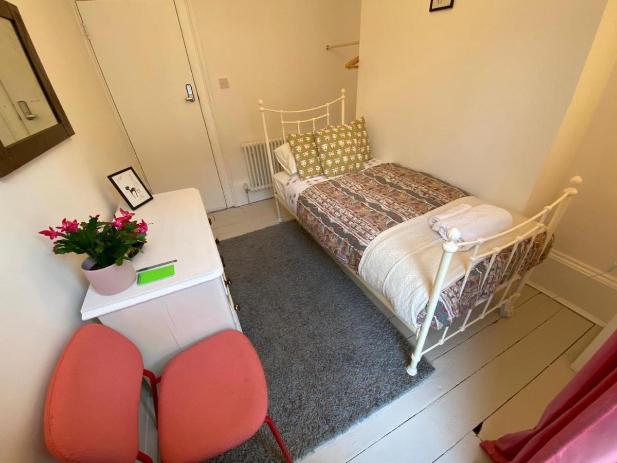 Camden Town Accomodation Londen Buitenkant foto